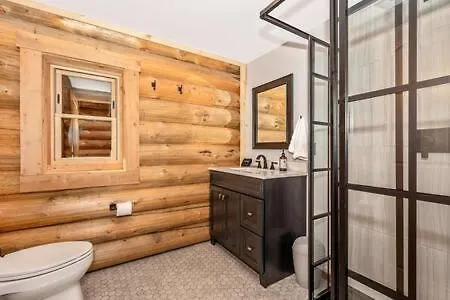 Studio Apartment At Sugarloaf Log House Dickerson Exterior photo